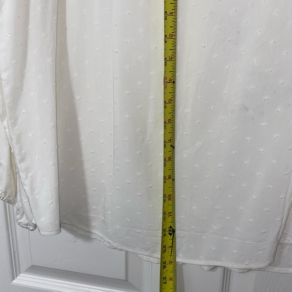 Beautiful Loft Flowing Blouse. New without tags. Size L - Picture 7 of 8